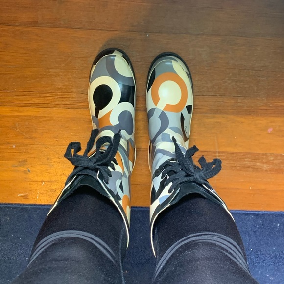 Coach lace up rain boots - Picture 1 of 5